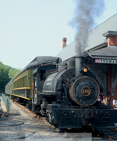 Naugy at the Station